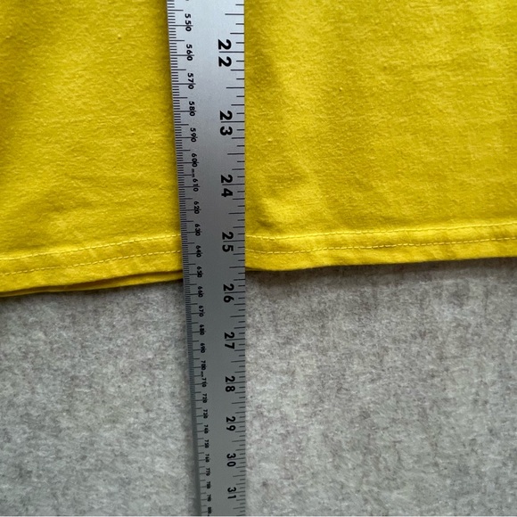 Women's Graphic Tshirt L - Picture 6 of 7